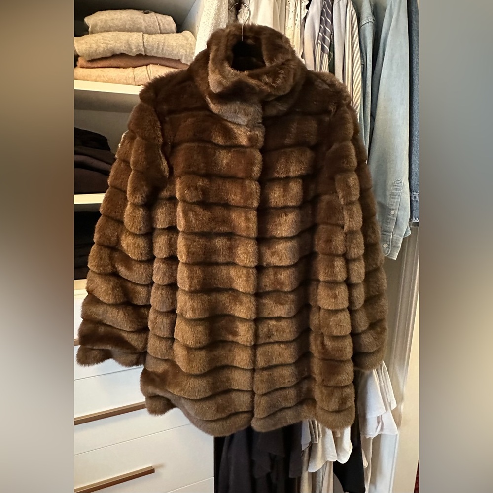 Anne Klein Brown Faux Fur Mid Length Coat Size medium